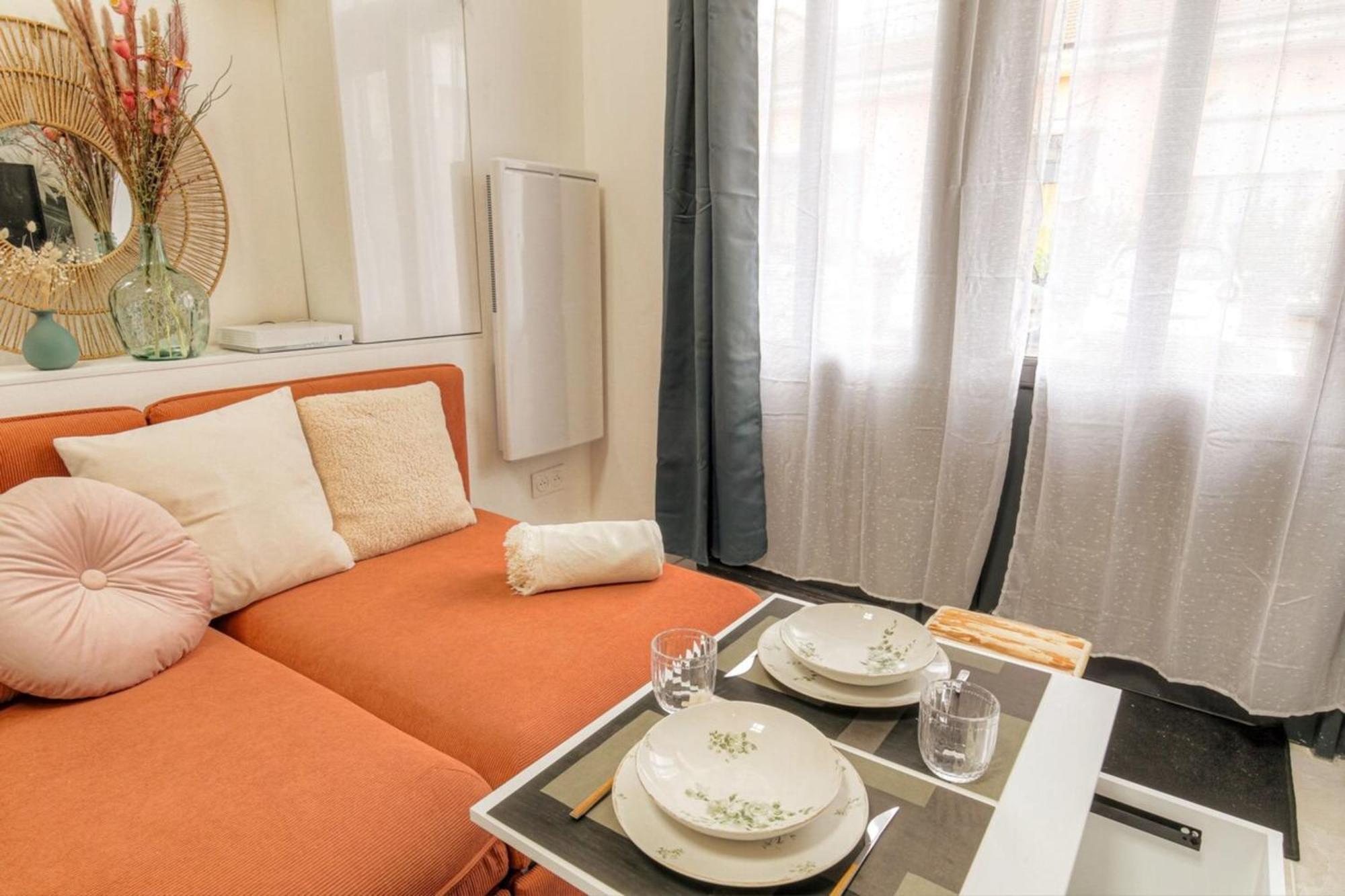 Atypique Et Reposant Avec Parking Gratuit Apartment Villeurbanne Exterior photo